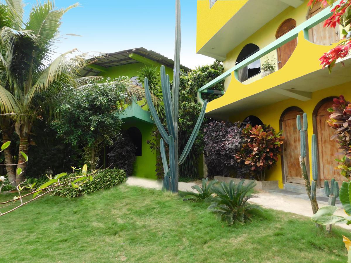 Hostal Maxima Puerto López Eksteriør bilde